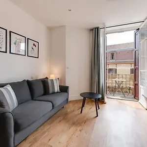 Le Mont Blanc - T1 Idéal Pour 2 Personnes Avec Balcon Appartement Annecy